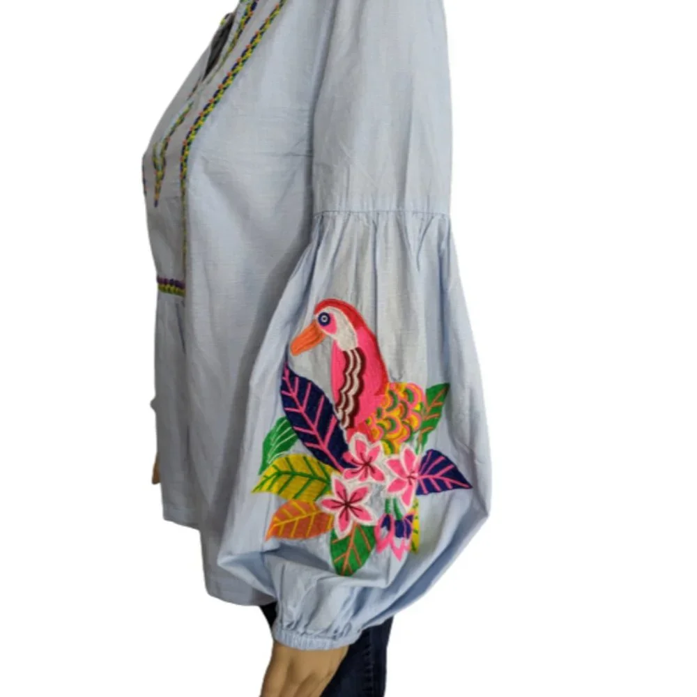 Crown & Ivy Embroidered Peasant Top S - Picture 5 of 9